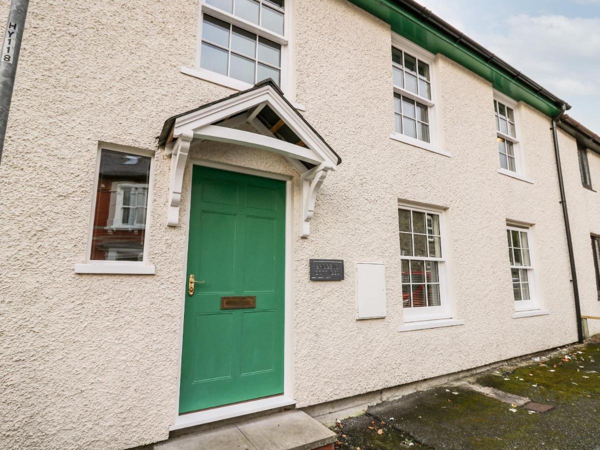 Bridgend Cottages لاندريندود ويلز المظهر الخارجي الصورة