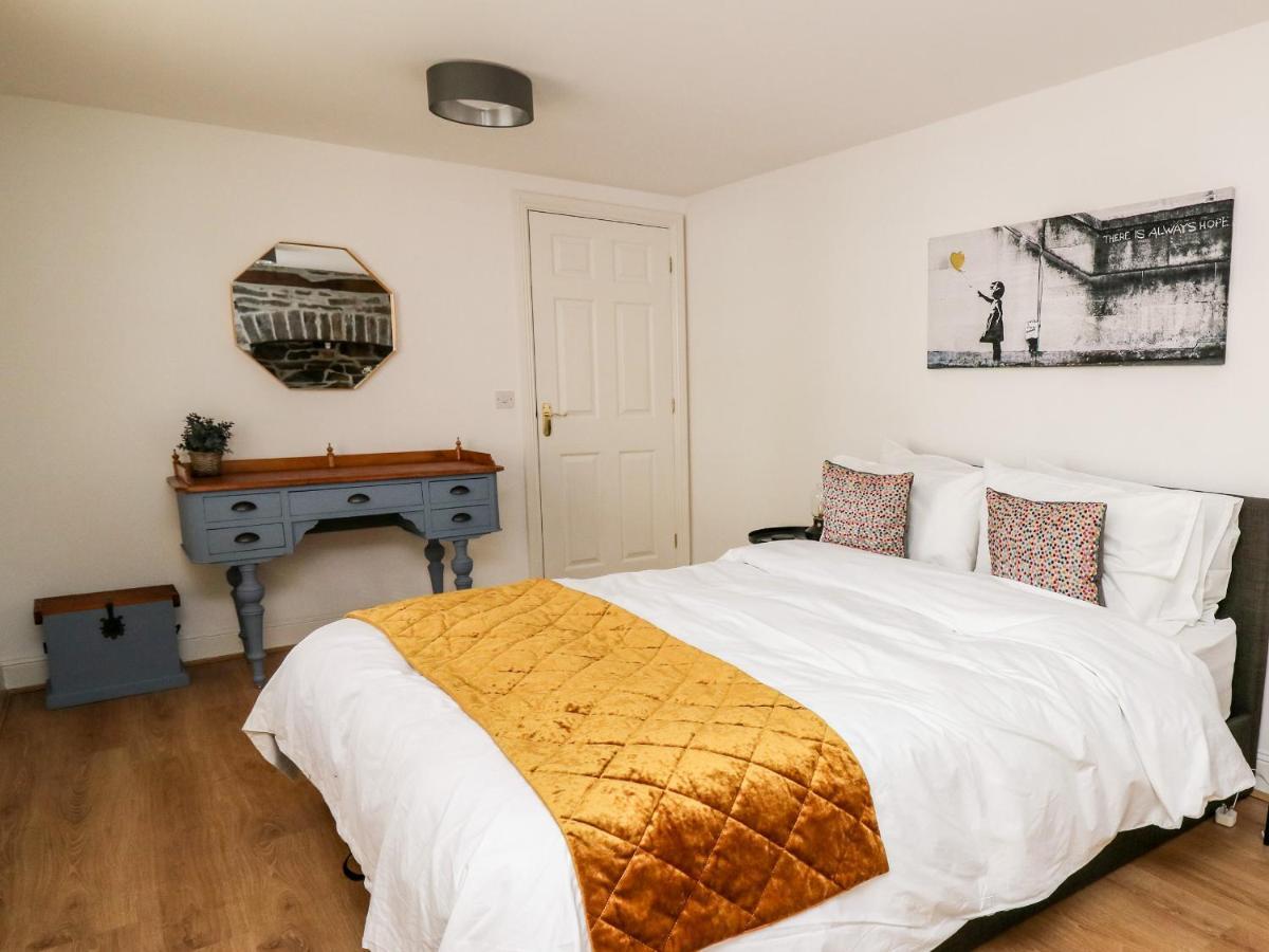 Bridgend Cottages لاندريندود ويلز المظهر الخارجي الصورة