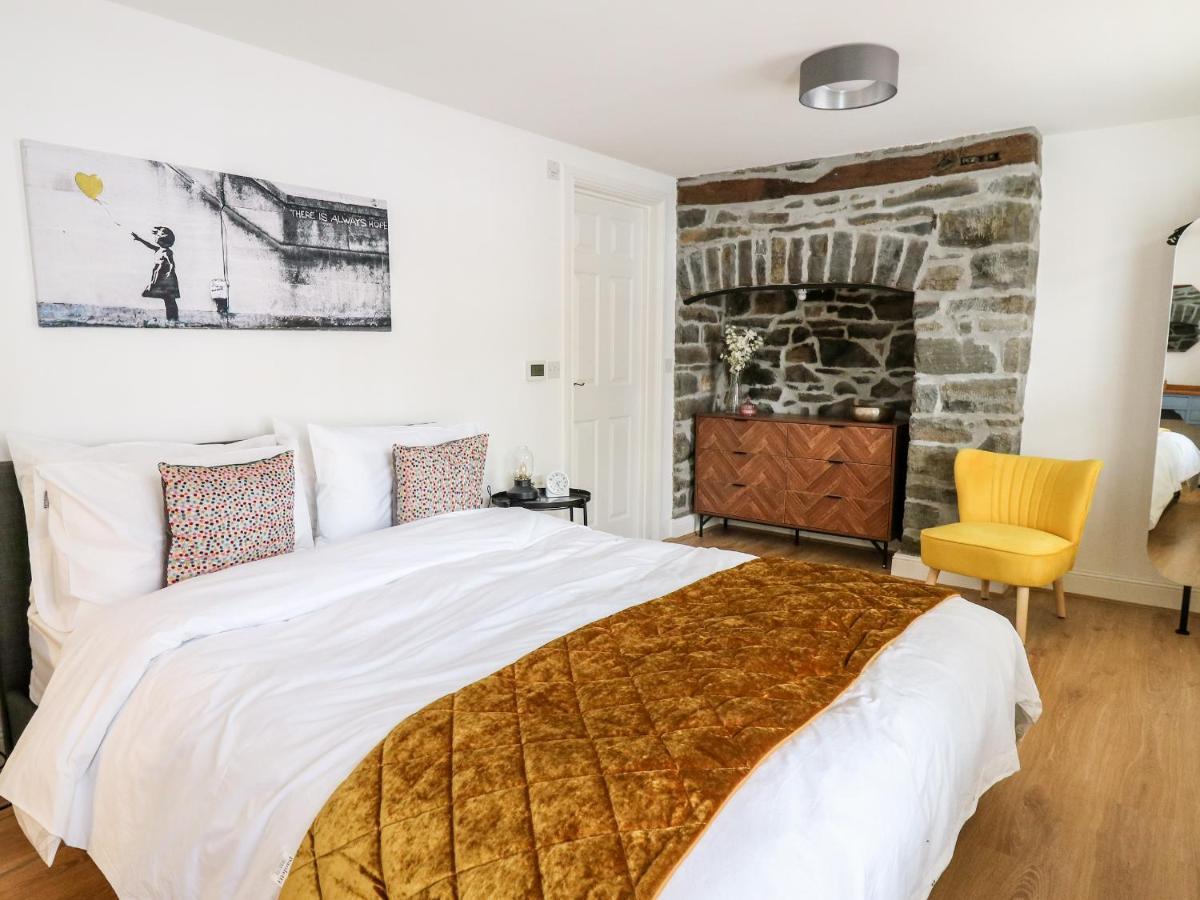 Bridgend Cottages لاندريندود ويلز المظهر الخارجي الصورة